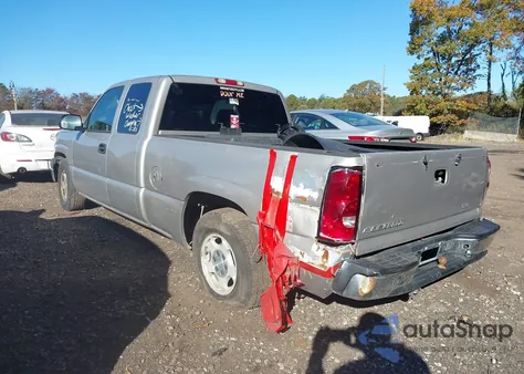 2004 Chevrolet Silverado 1500 Ls z USA, uszkodzony, nr VIN 2GCEC19V941298706
